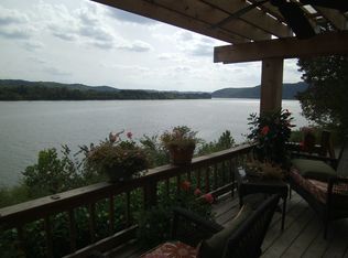 7041 Us 52, Manchester, OH 45144