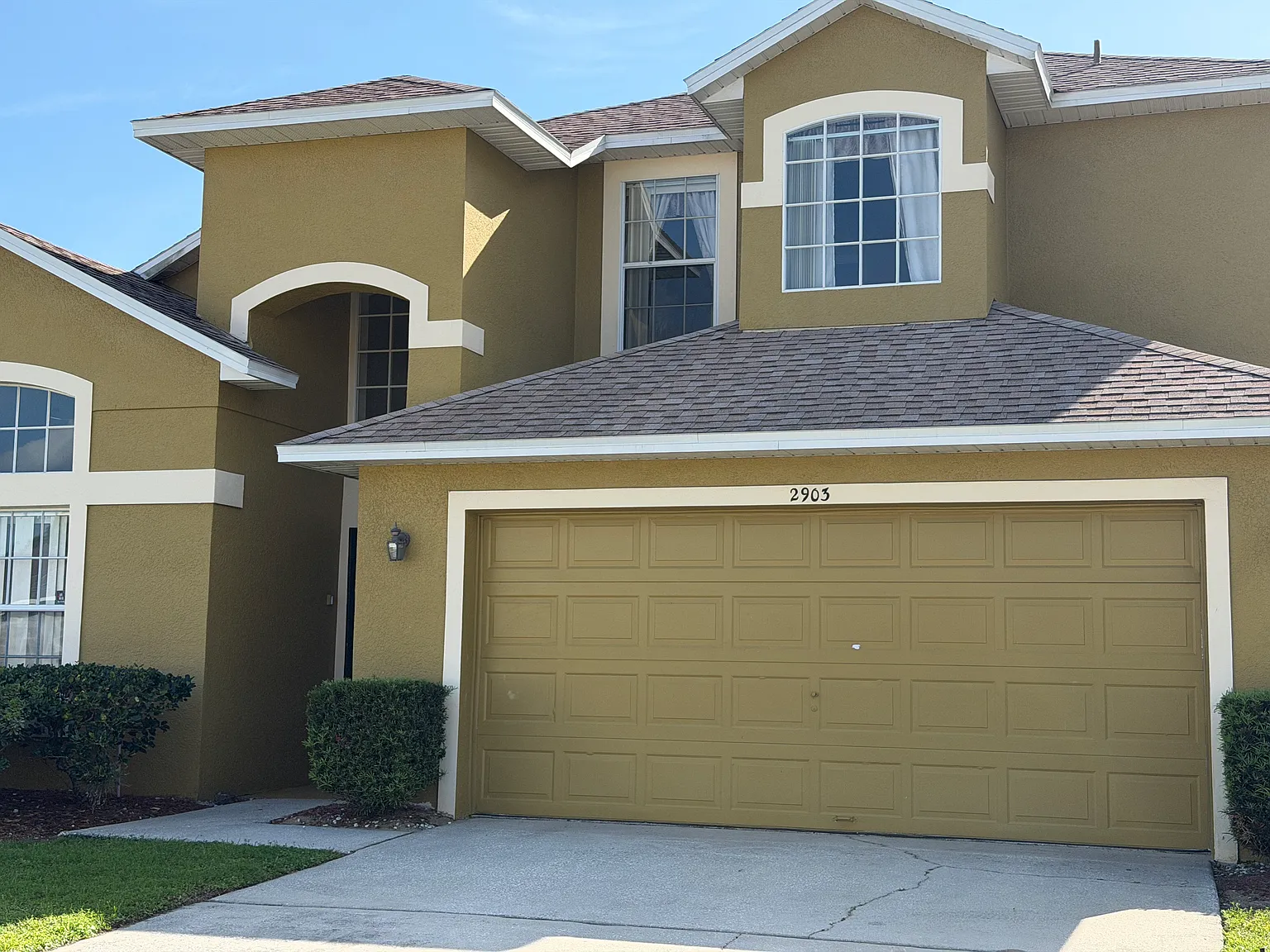 5 bed, 2677 sqft, $3,600 — Photo 2