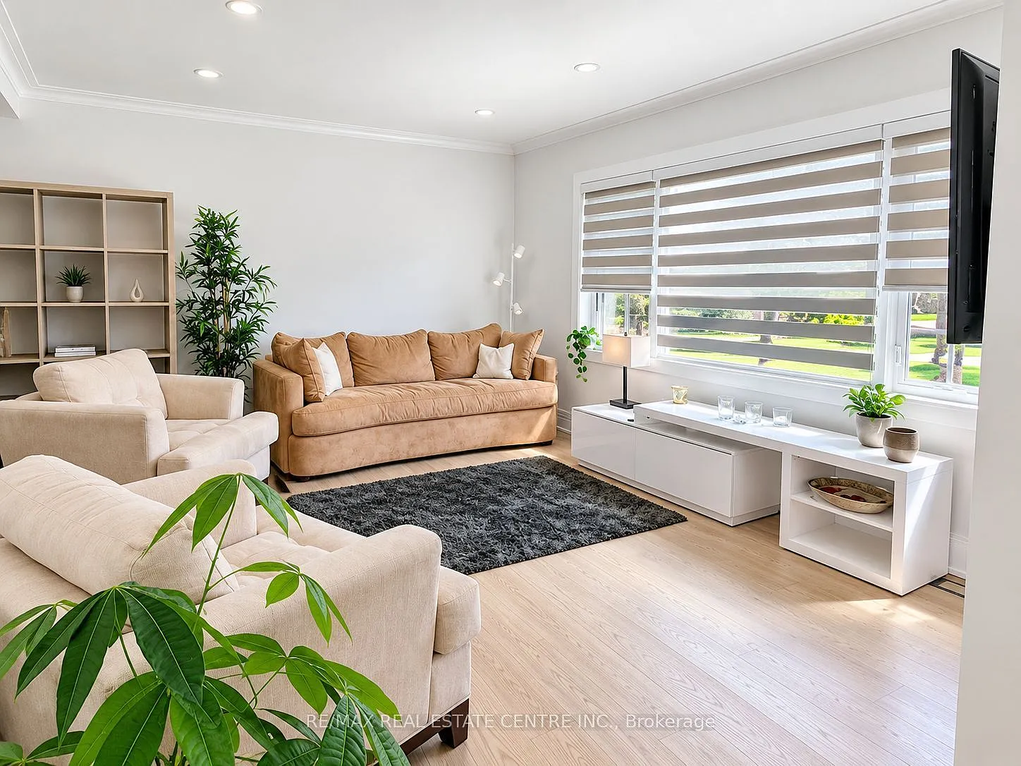 4 bed, $5,300 — Photo 4