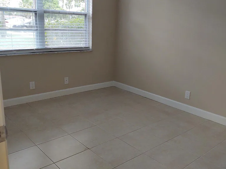 1524 SE Royal Green Cir #Q102 — Photo 20