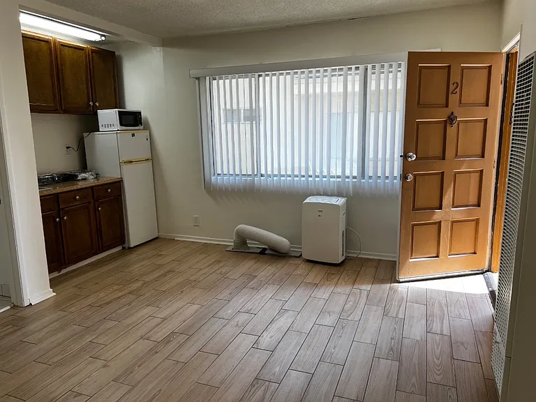 1512 Butler Ave #2 — Photo 6