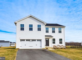 118 Equine Dr, Marietta, PA 17547