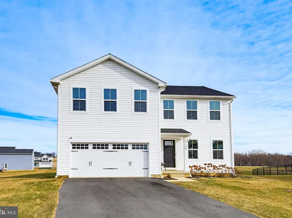 118 Equine Dr, Marietta, PA 17547