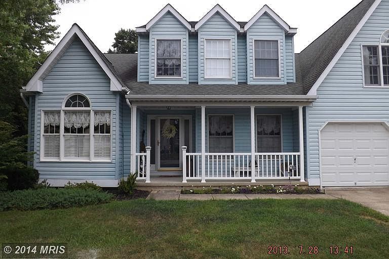 1st image of 205 Old English Oak Ct