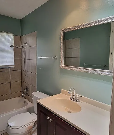644 Kings Towne Pl — Photo 7