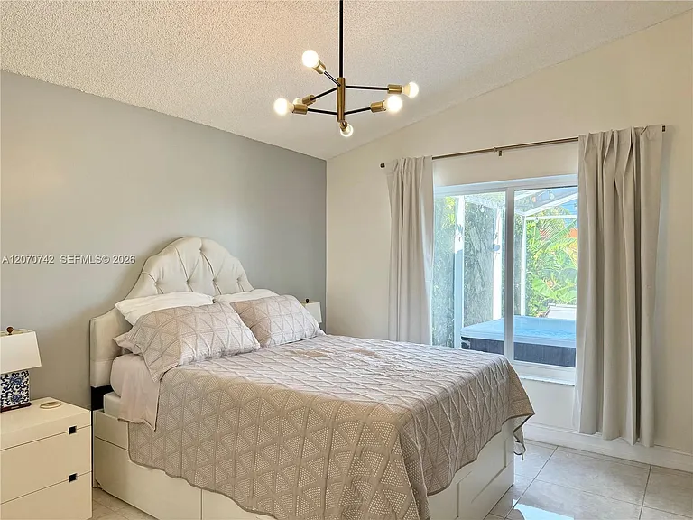 415 NW 165th Ave — Photo 22