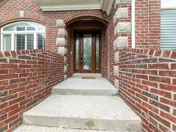 4th image of 2647 W Carriage Oak Ct