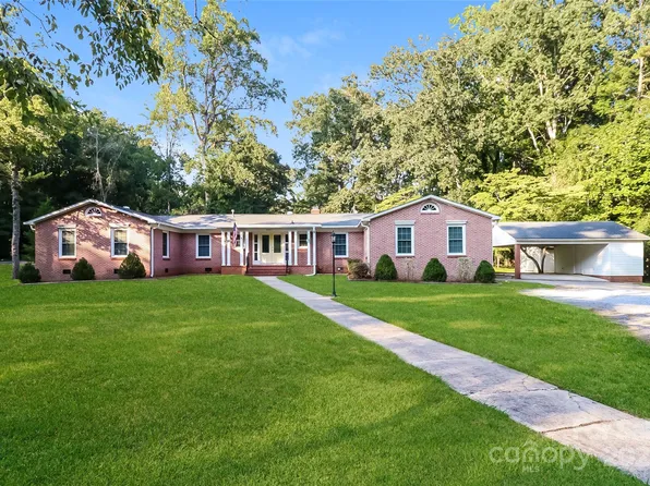 401 Lakeview Dr, York, SC 29745