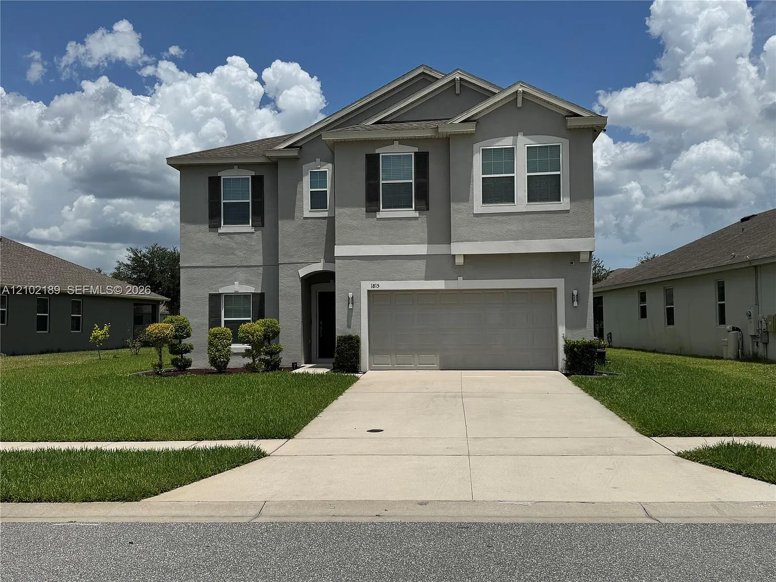 5 bed, 3.5 bath, 2566 sqft, $3,175 — Photo 1