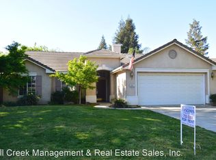 5531 W La Vida Ct, Visalia, CA 93277
