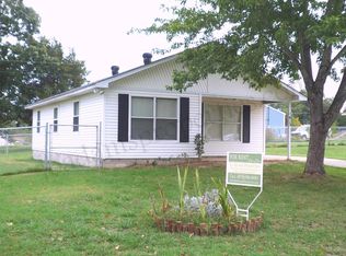 813 Summerhill Dr, Gassville, AR 72635