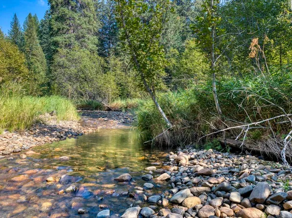 6529 Rapid Lightning Rd, Sandpoint, ID 83864