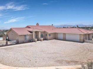 7305 Barker Rd, Oak Hills, CA 92344