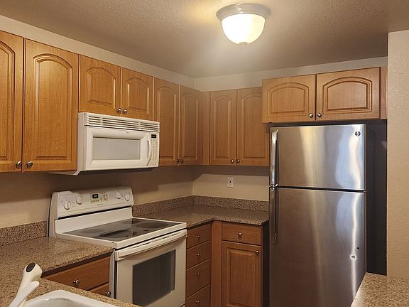 2nd image of 15433 Country Club Dr Unit G201