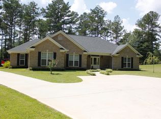 590 Hood Rd, Stockbridge, GA 30281