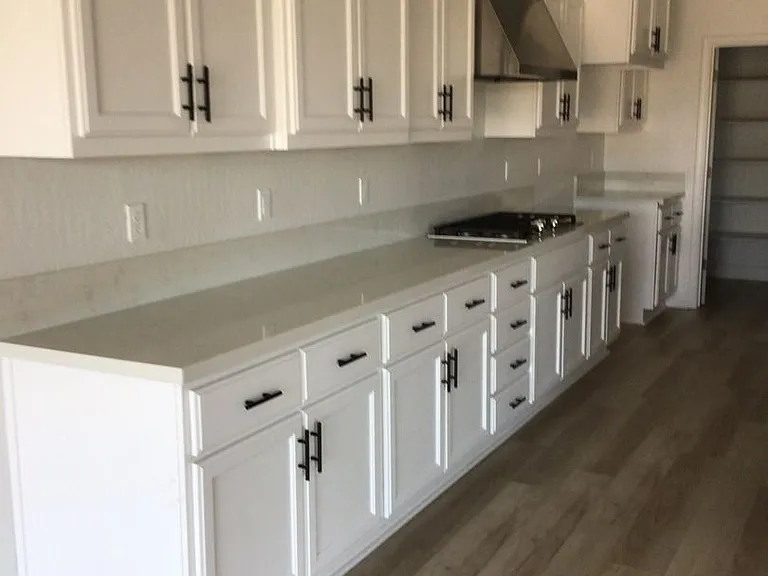 2901 Sand Hills Ave — Photo 7