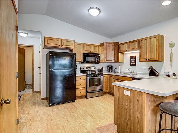 4th image of 3987-89 138th Street #1 & 2
