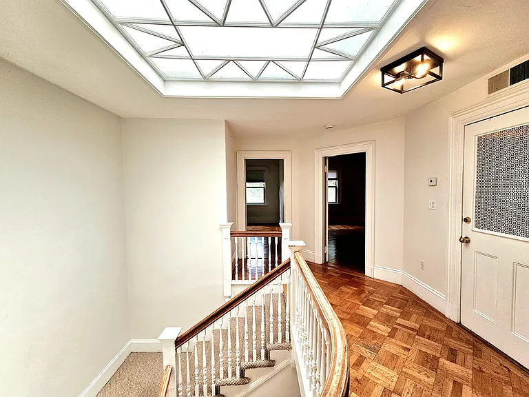 1714 Beacon St #11 — Photo 16