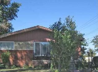 668 W Baker Ave, Clawson, MI 48017