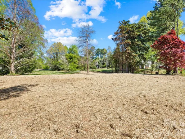 126 Aqua Dr #4, Mooresville, NC 28117