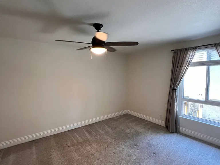31568 Agoura Rd #6 — Photo 24