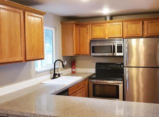 77 NW Chastain Pl, Gresham, OR