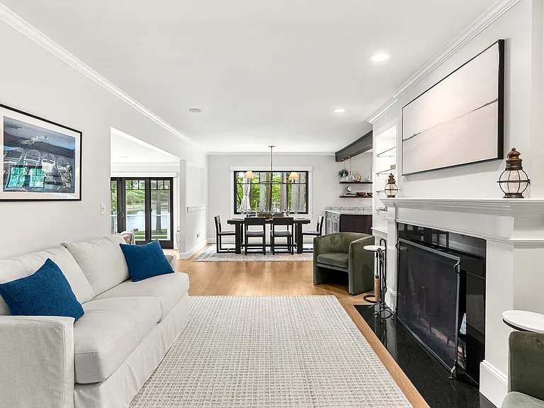 6 Sagamore Grv — Photo 20