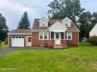 2028 Careleon Rd, Schenectady, NY 12303