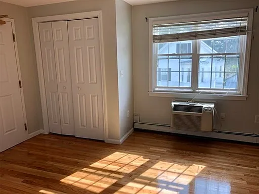 26 N Main St #5 — Photo 8