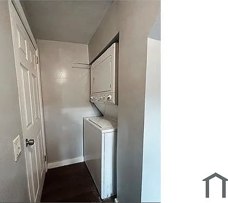 128 Carver Rd — Photo 6