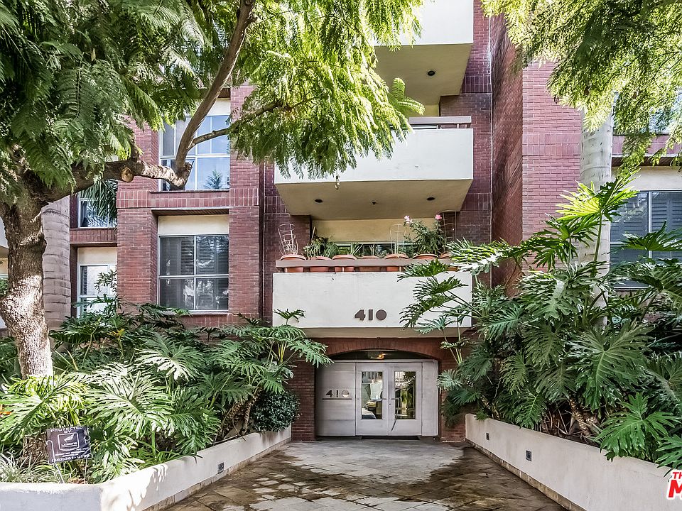 1st image of 410 S Barrington Ave APT 402