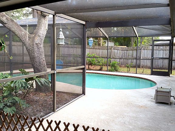 4th image of 5341 Black Pine Dr