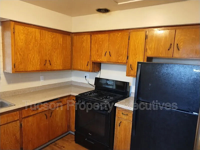 2 bed, 1.0 bath, 1000 sqft, $1,150 — Photo 3