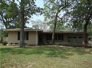 4004 Culpepper Dr, Bryan, TX 77801