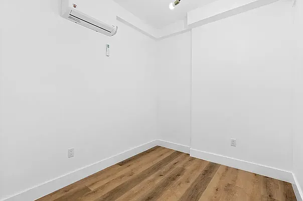 Rented by Living New York | media 33