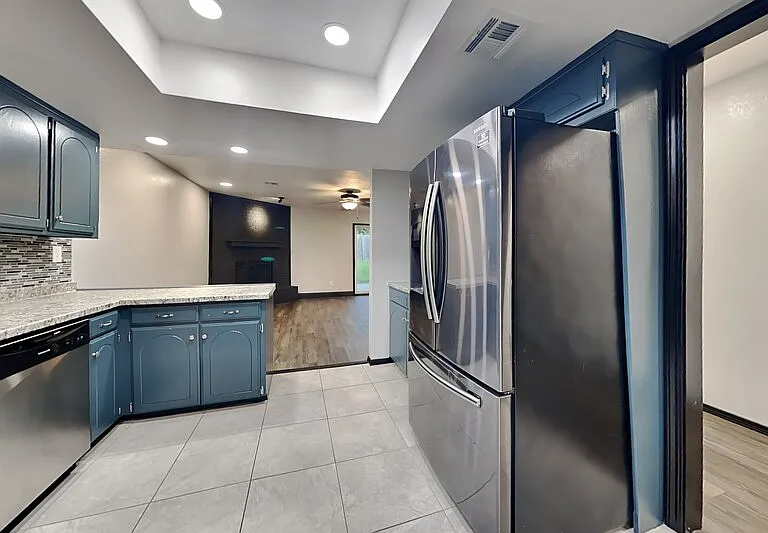 640 N Markwell Ave — Photo 3