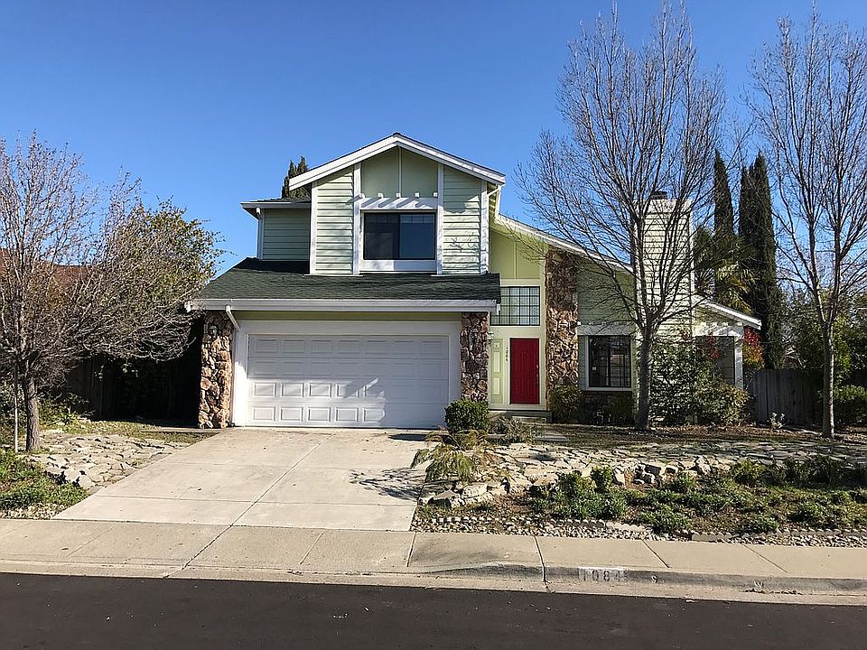 1st image of 1084 Linden Ave