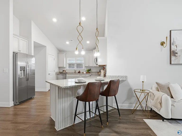 187 Abercorn Dr — Photo 13