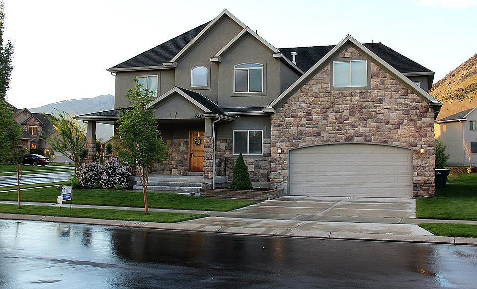 1st image of 4056 W Cypress