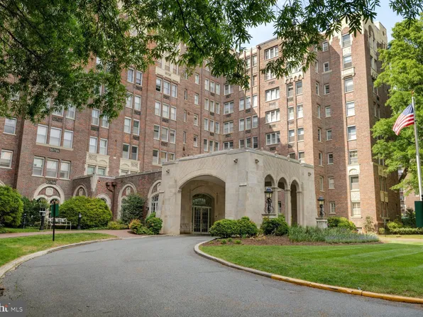 4000 Cathedral Ave NW APT 151B, Washington, DC 20016