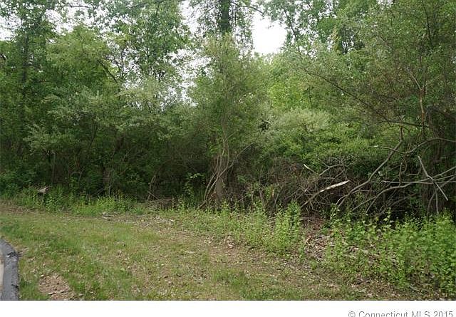 2nd image of 8 Cydylo St