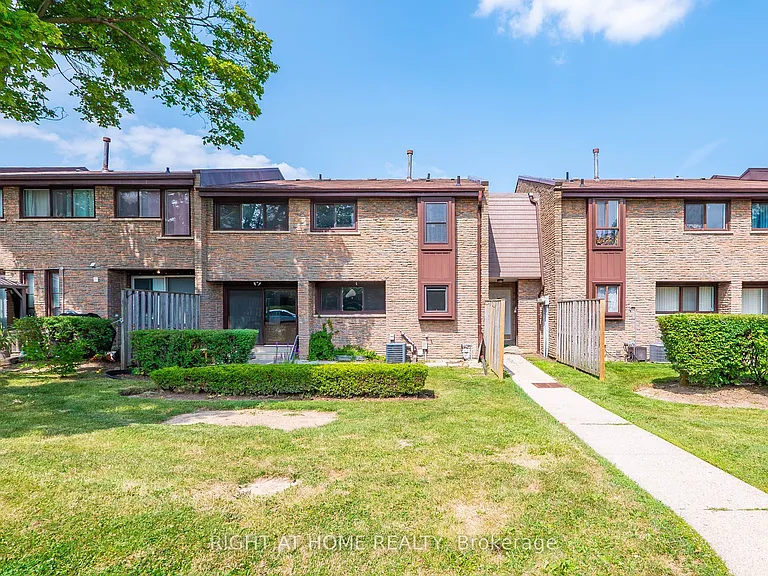 2605 Woodchester Dr #5 — Photo 3
