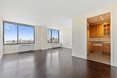Rented by BLU Real Estate