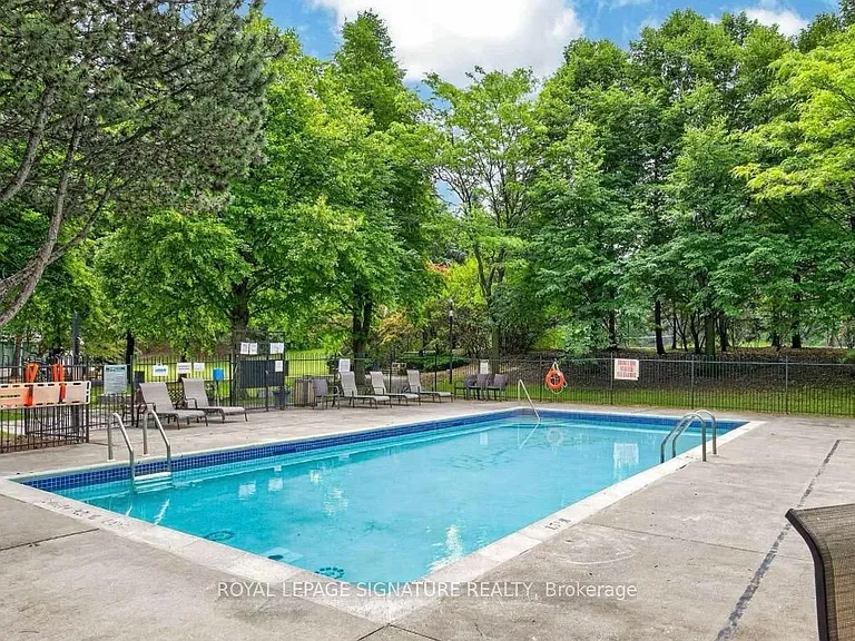 7250 Yonge St #1003 — Photo 11
