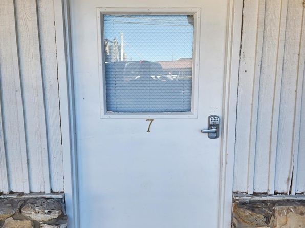 101 E Carson Ave #7