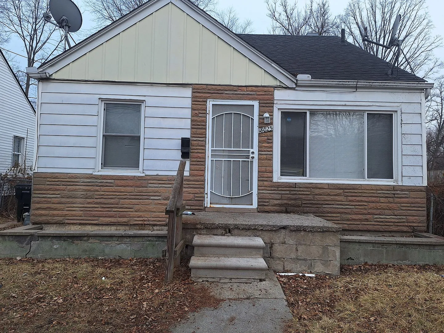 Cozy 3 bedroom bungalow — Photo 1