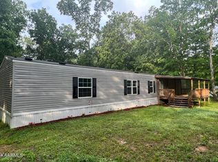 1049 Rodgers Rd, Crossville, TN 38572