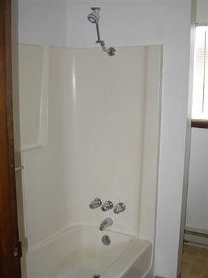 2nd image of 1702 Magnolia St SE APT 3