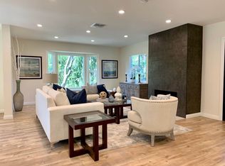 10620 Johanna Ave, Sunland, CA 91040