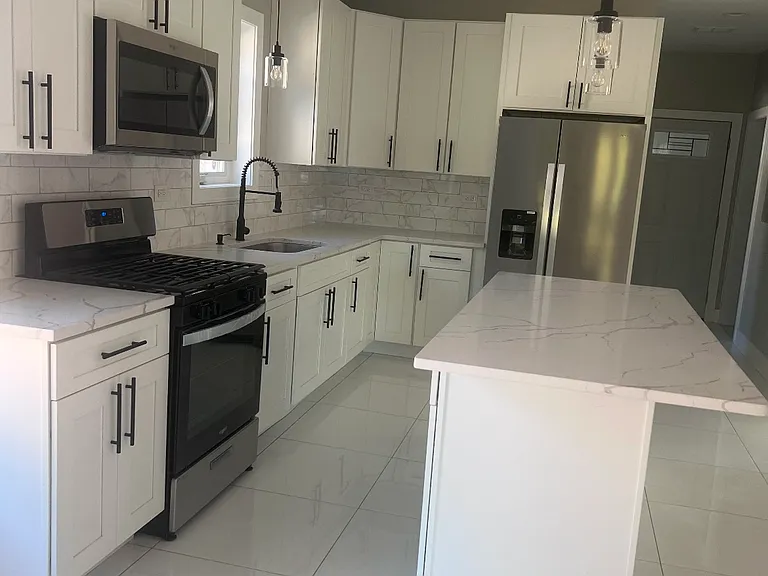 429 N Leamington Ave #2 — Photo 1